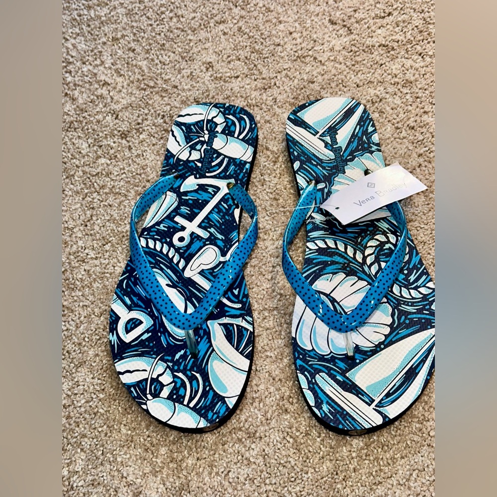 NWT Vera Bradley Blue Flip Flops Retired Pattern Shore Enough. Size 9-10